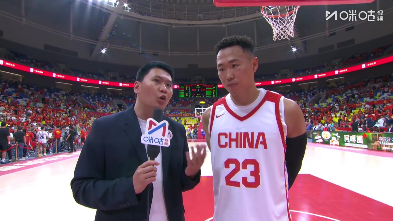 贺希宁:全队最高分来自信任 中国男篮83-78胜乌拉圭