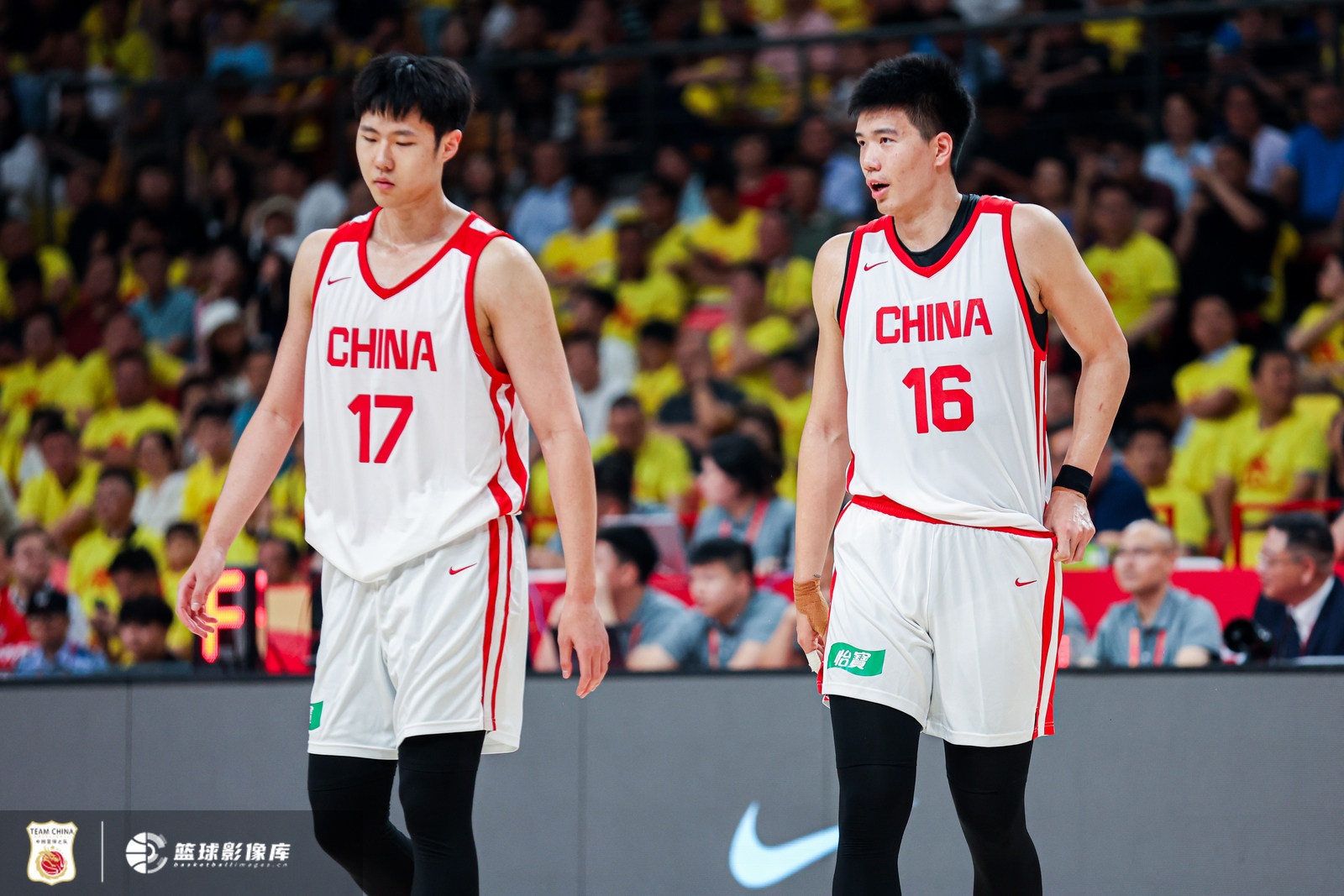 男篮热身赛中国83-78乌拉圭 贺希宁17分领衔 男篮热身赛中国83-78乌拉圭 贺希宁17分领衔