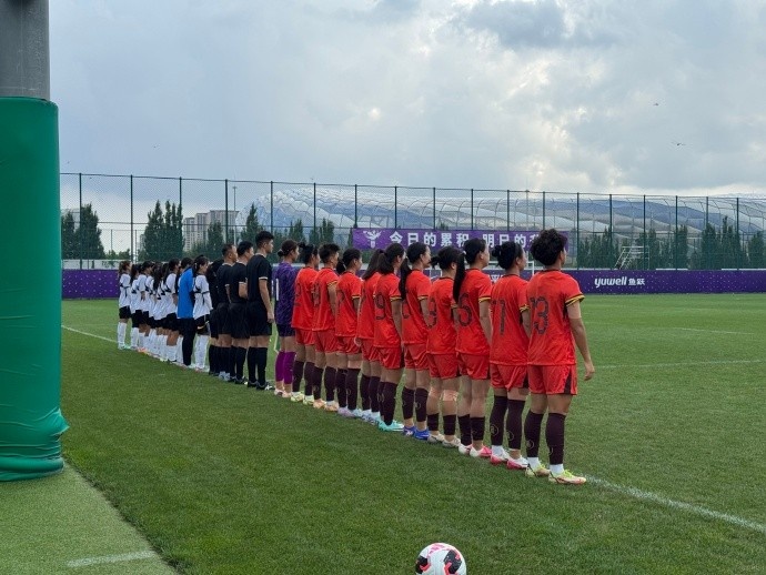 U20女足热身赛9比0横扫大连女足 周欣怡罗泺各进两球 U20女足热身赛9比0横扫大连女足 周欣怡罗泺各进两球