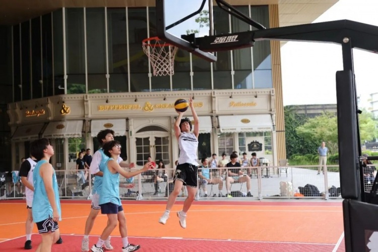 FIBA Open 3x3上海长宁站落幕 KOTC加时逆转 闵行动小鹿全胜夺冠 FIBA Open 3x3上海长宁站落幕 KOTC加时逆转 闵行动小鹿全胜夺冠