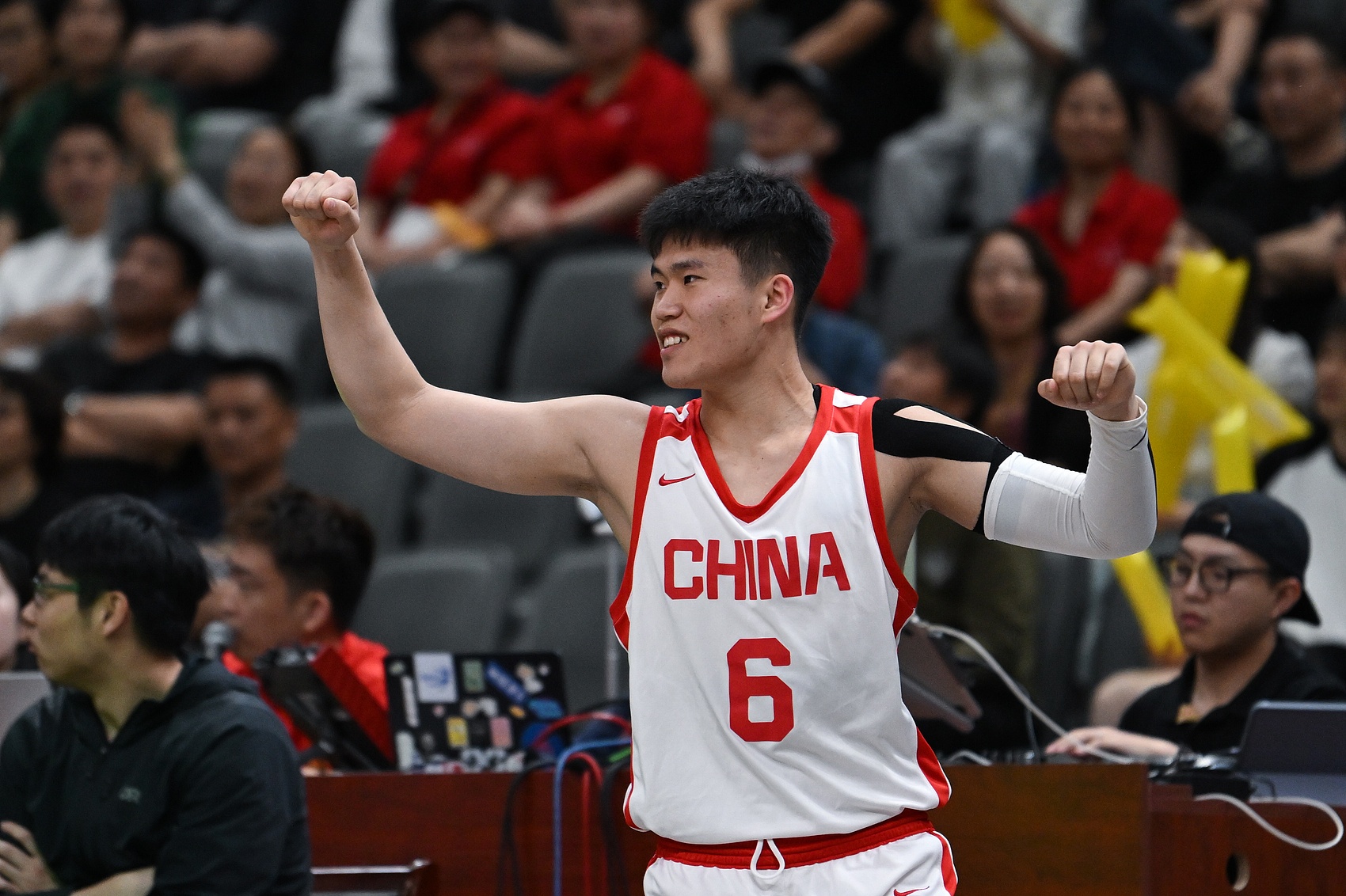 陈昱休U18亚洲杯小组赛7中0 三场仅靠罚球得2分 陈昱休U18亚洲杯小组赛7中0 三场仅靠罚球得2分