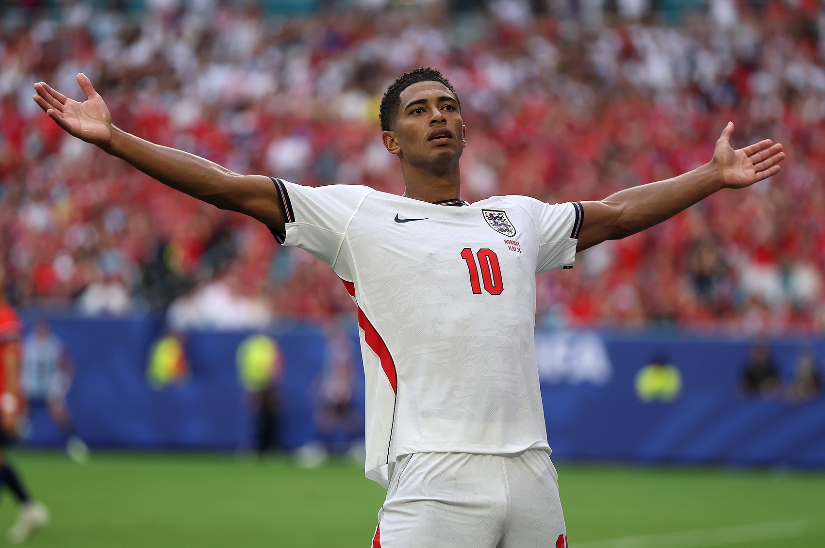 ESPN前腰排名:B费刷新英超助攻纪录居首 ESPN前腰排名:B费刷新英超助攻纪录居首