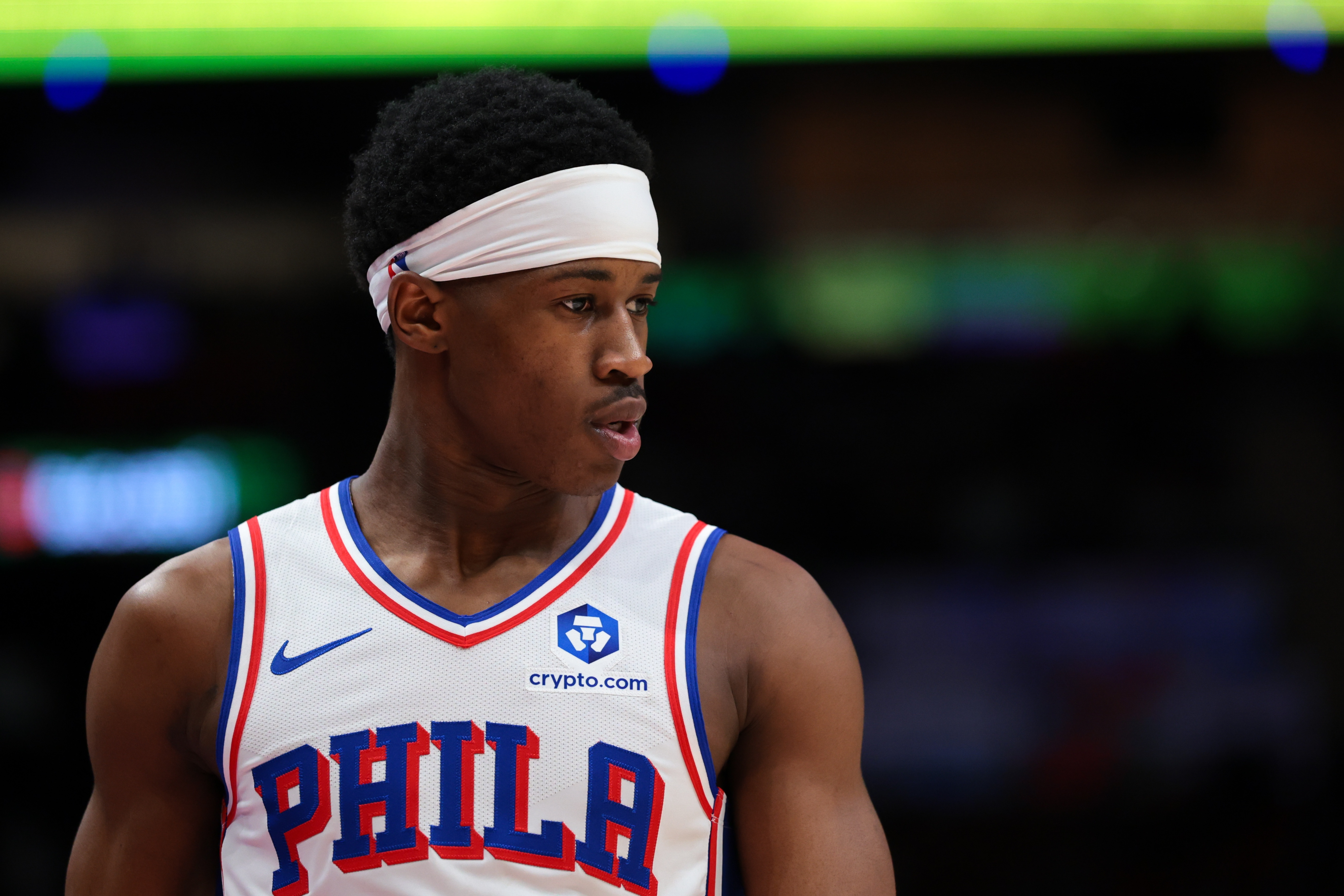 埃奇库姆:我只想赢球 现在还说不准新赛季自己的出手次数 埃奇库姆:我只想赢球 现在还说不准新赛季自己的出手次数