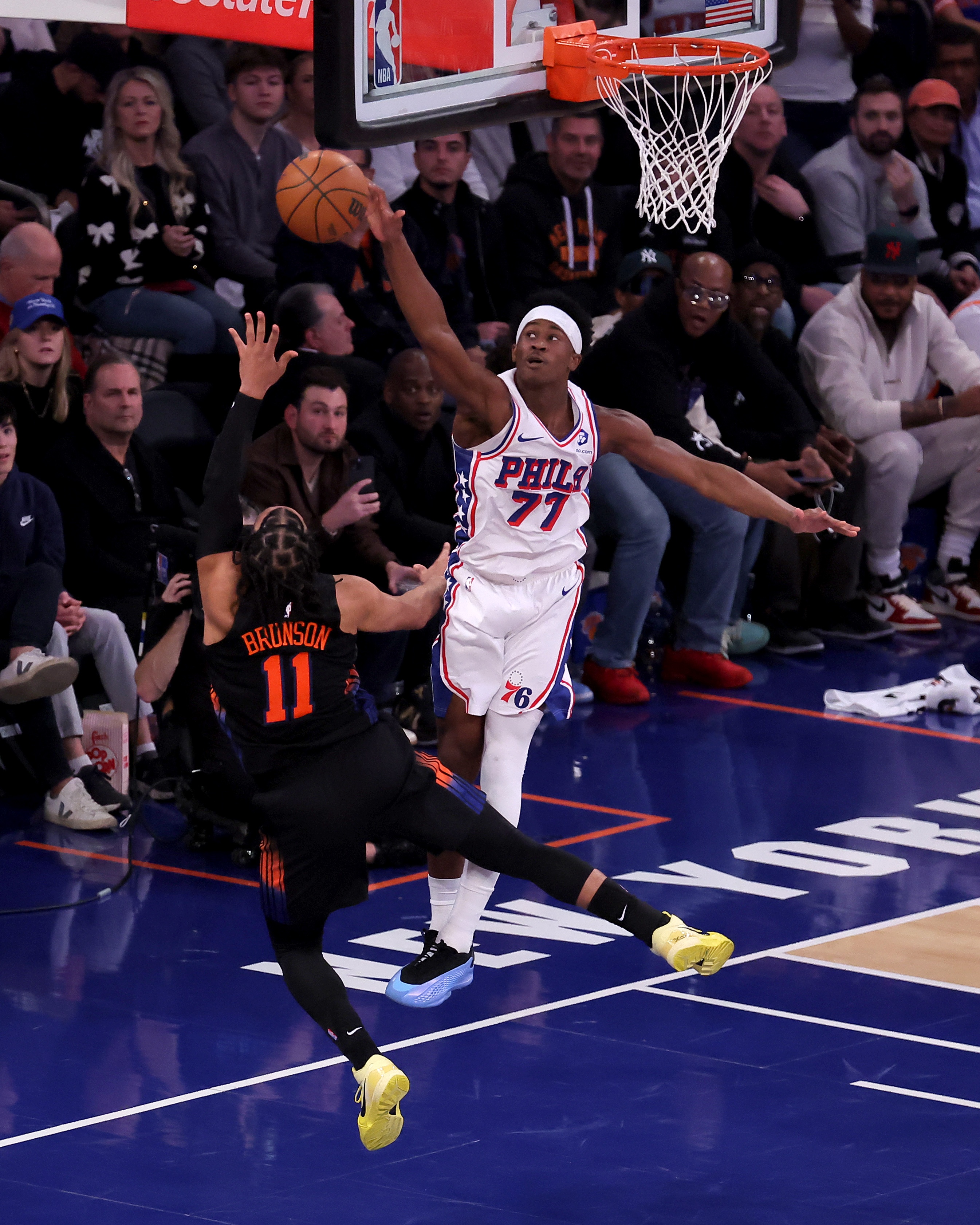 詹蜜风采!NBA官方晒VJ·埃奇库姆上赛季追身大帽集锦 詹姆斯点赞 詹蜜风采!NBA官方晒VJ·埃奇库姆上赛季追身大帽集锦 詹姆斯点赞