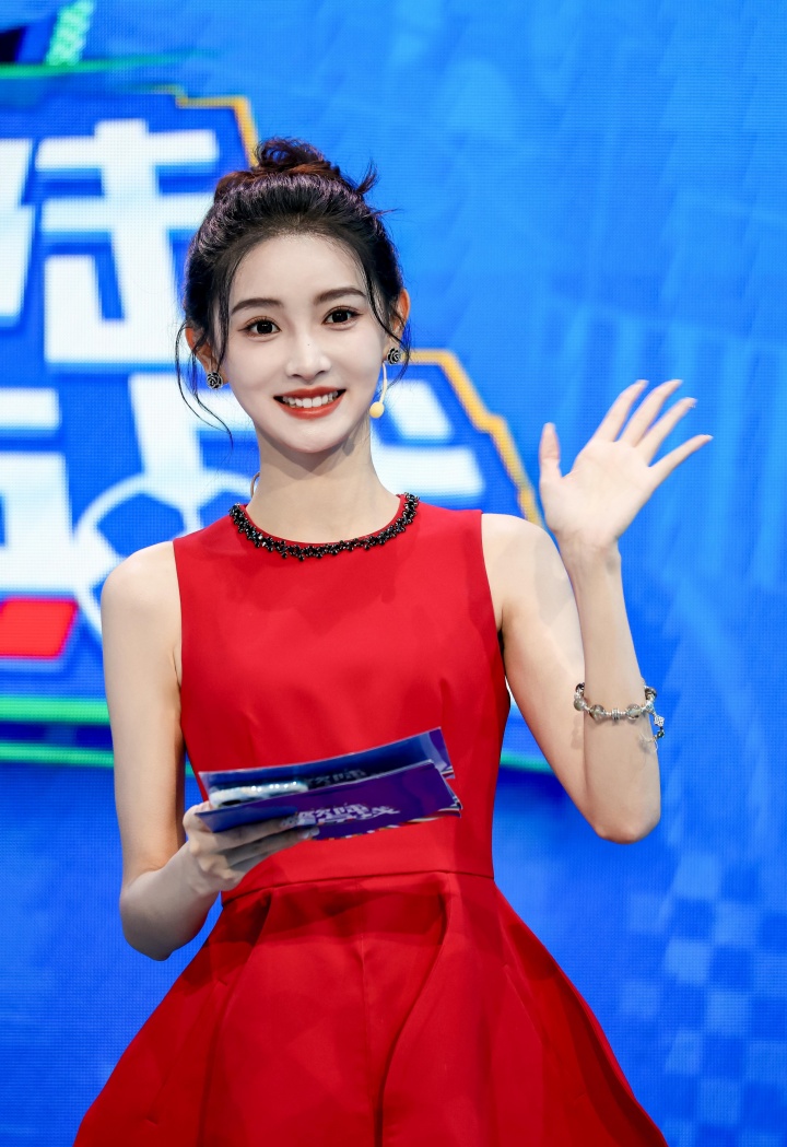 体育女神大赛1/4决赛Day2：美娜对阵雪儿 金佳悦pk魏欣怡