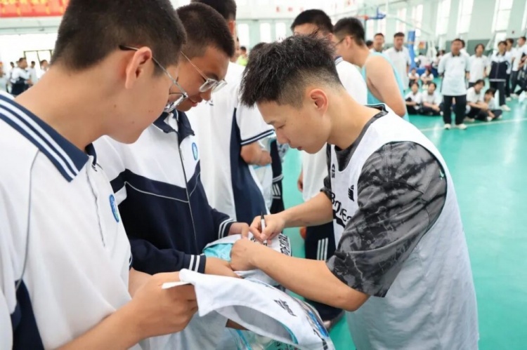 群星闪耀达拉特 2026FIBA Open3×3内蒙古三篮公开赛决赛燃动北疆 群星闪耀达拉特 2026FIBA Open3×3内蒙古三篮公开赛决赛燃动北疆