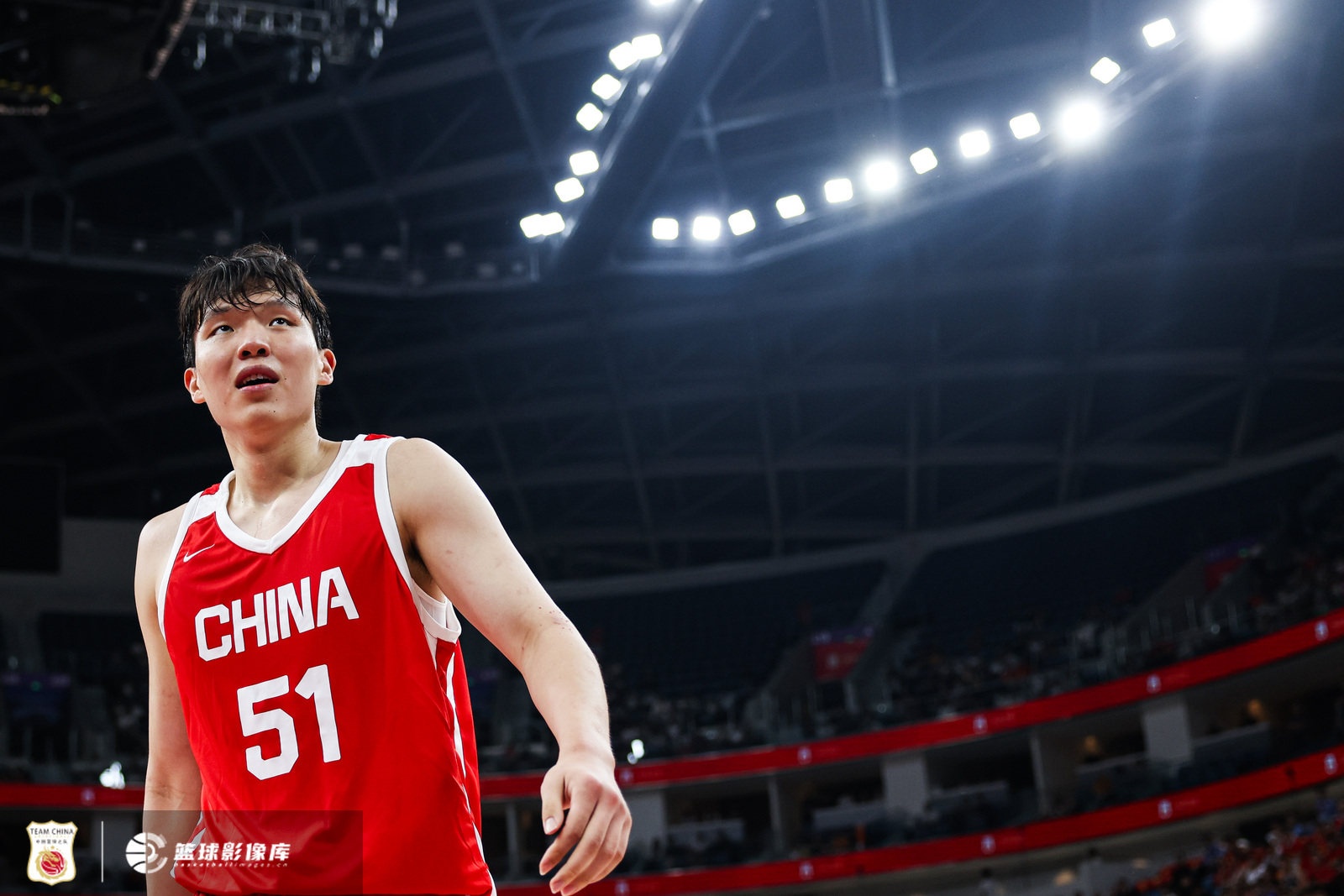 杨毅：战黎巴嫩瀚森树立国家队战术地位 男篮重回拥有NBA球员时代