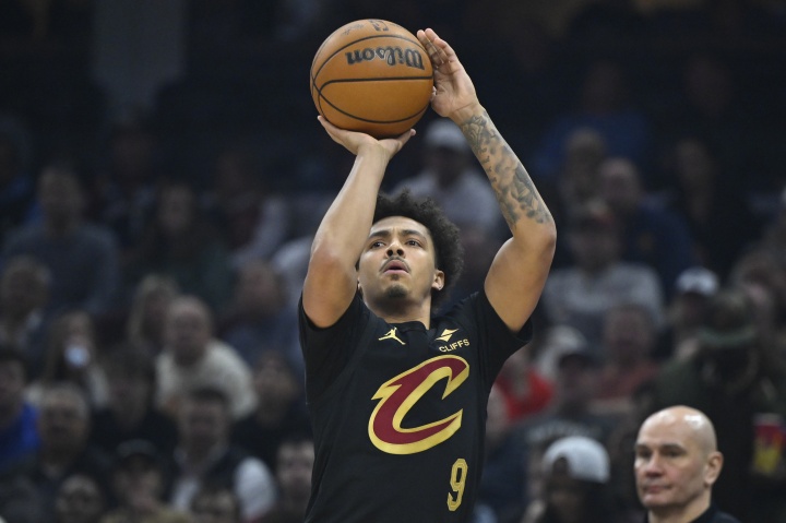 媒体人：由于骑士拥有哈登&米切尔 小波特需要提高无球能力